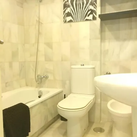 Luxhome Carihuela Apartment Torremolinos